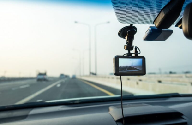 Telecamere per auto: perché usare una dash cam?